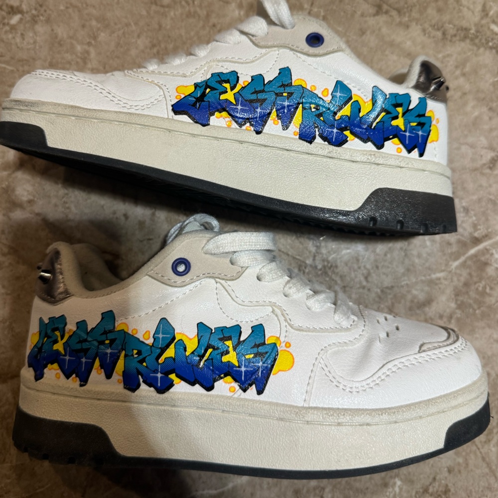 ZARA Kids White Graffiti Sneakers – Trendy Street Style